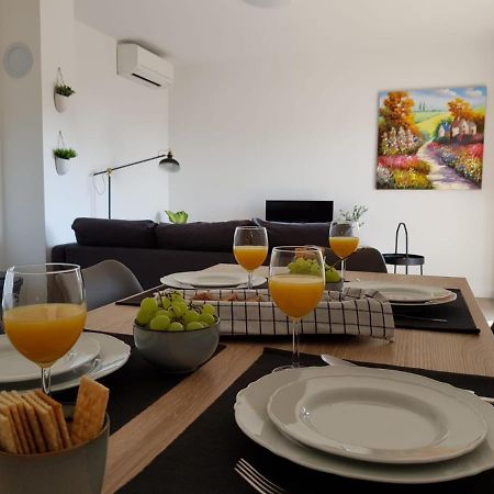 Vila Maslina - Apartman 3 Zadar Eksteriør billede