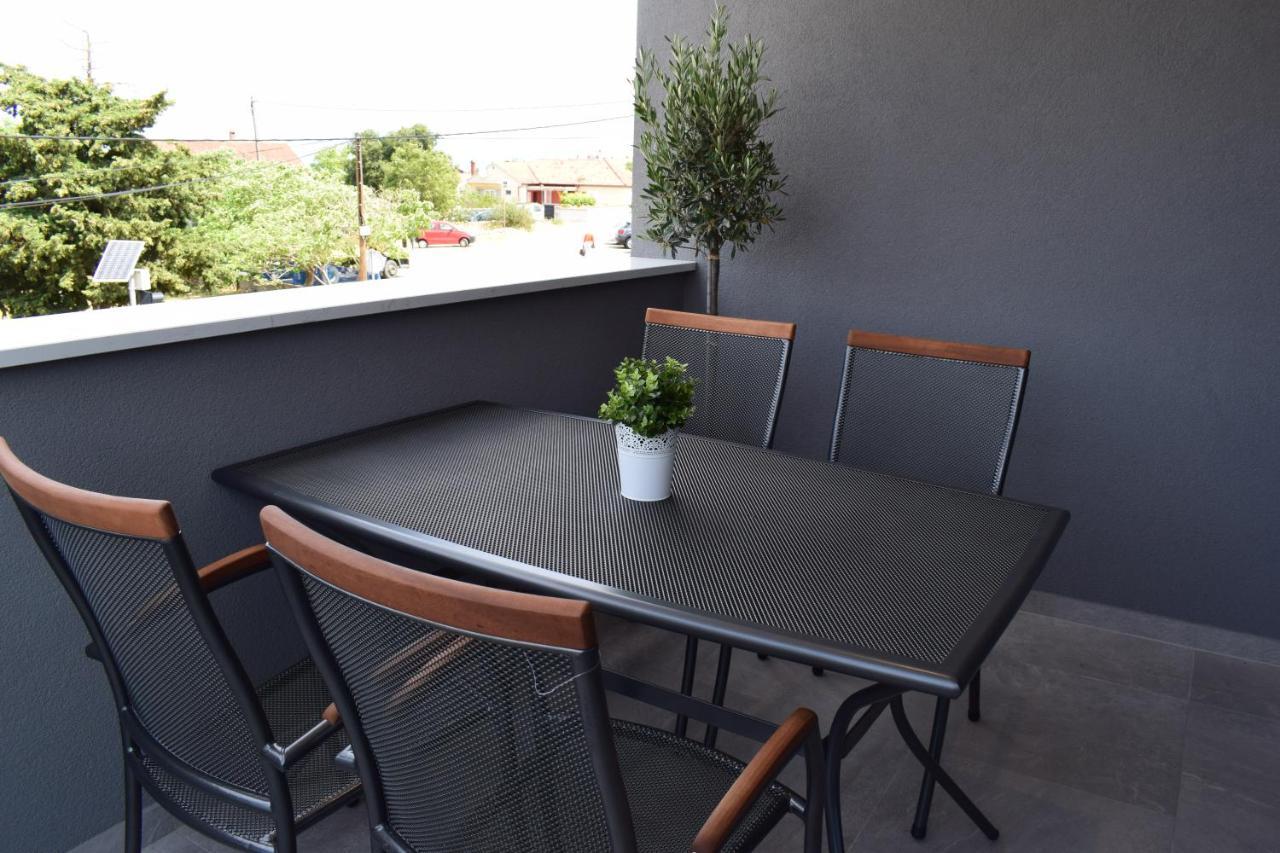 Vila Maslina - Apartman 3 Zadar Eksteriør billede