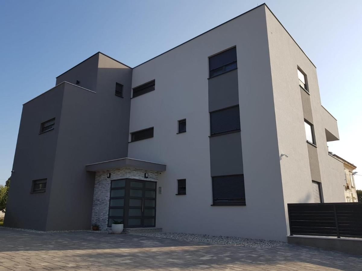 Vila Maslina - Apartman 3 Zadar Eksteriør billede